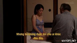 Cô gái ngực khủng gợi cảm và bạn tình quan hệ tình dục trong khách sạn và cho xem cảnh quan hệ tình dục bằng miệng bên cửa sổ. Rất hấp dẫn và quyến rũ. Đừng bỏ lỡ nếu bạn thích nó.