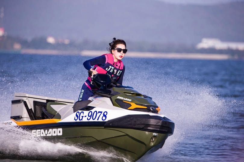 Cướp anh yêu của em gái